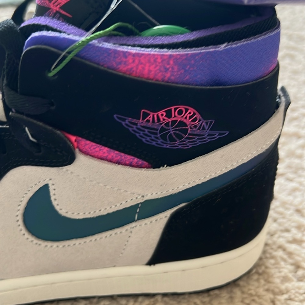 Men’s Jordan 1 High Paris Saint Germaine - Picture 7 of 13